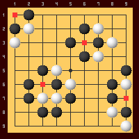 4.相手の石で囲われる場所に打てない（自殺手）